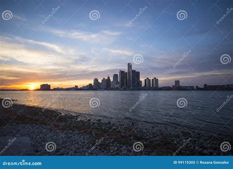 View of Detroit City Skyline at Sunset from the Shore of the Riv Stock ...