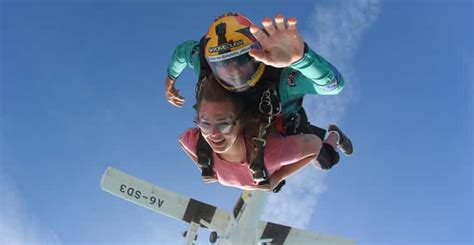 The BEST The Palm Jumeirah Sky diving 2023 - FREE Cancellation | GetYourGuide