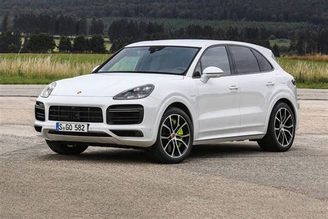 2022 Porsche Cayenne Plug-in Hybrid Prices, Reviews, and Pictures | Edmunds