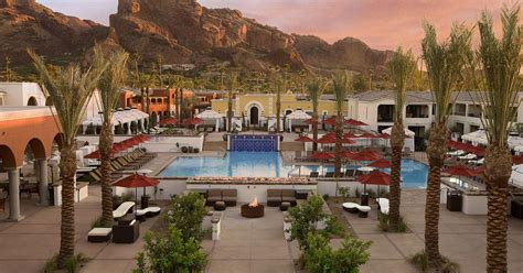 Phoenix hotel deals for summer