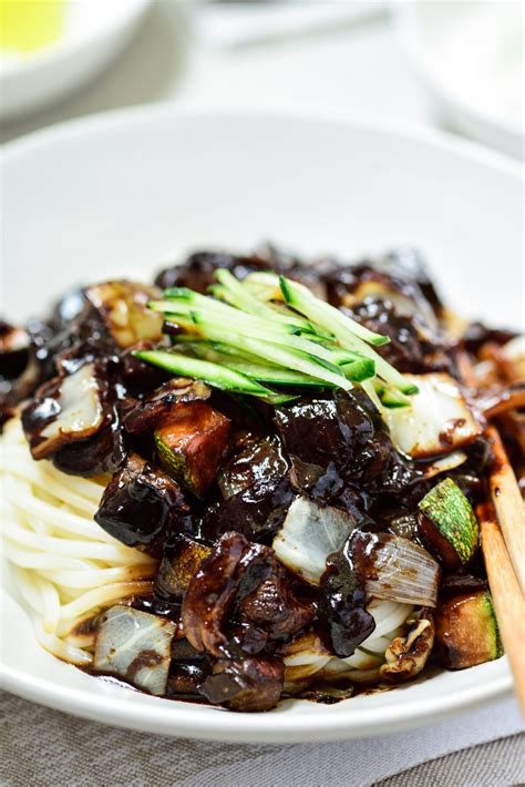 Jajangmyeon (Noodles in Black Bean Sauce) - Korean Bapsang