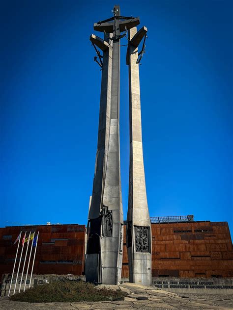 Gdansk Shipyard Walking Tour by Walkative! | Book now!