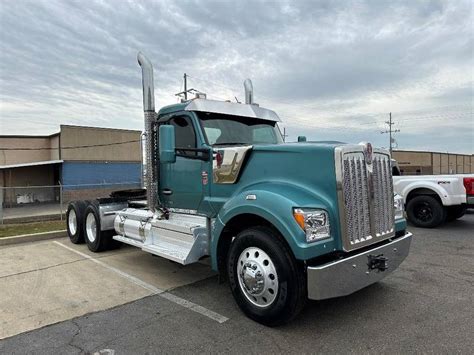 2023 Kenworth W990 (For Sale) | Day Cab | #0565471