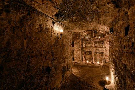 The 16 Best Edinburgh Vaults Tour in 2024 - Wandering Crystal