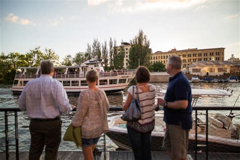 The History of Milwaukee's RiverWalk