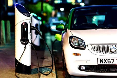 Different Types of Charging Stations for Electric Vehicles