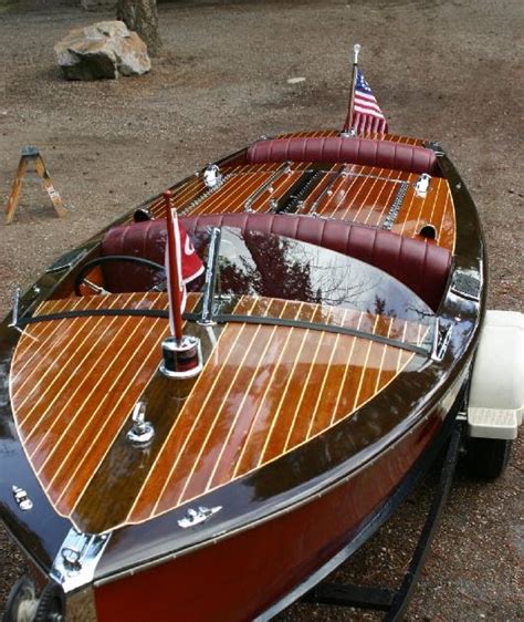 Classic wooden runabout boat plans ~ Free tunnel hull boat plans