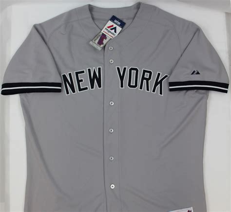 Derek Jeter Signed Yankees Jersey (Steiner COA) | Pristine Auction