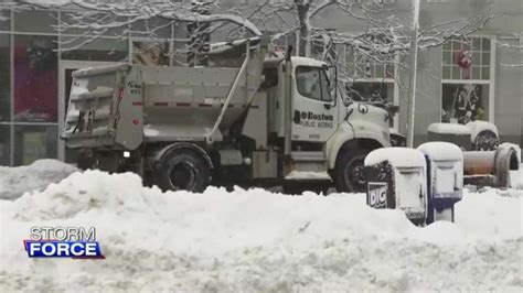 Boston sets new snowfall record for the date as winter storm buries Bay ...