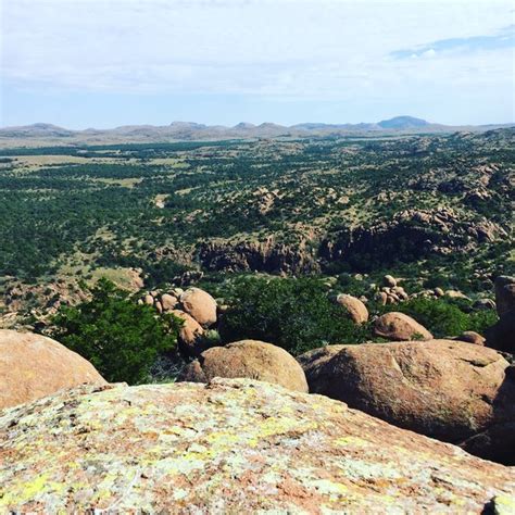 Narrows Trail to Eagle Mountain Summit Hiking Trail, Cache, Oklahoma