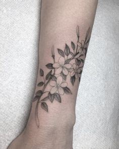 26 个最佳 Stephanotis Flower Tattoos Design Ideas | 紋身, 刺青, 花纹身