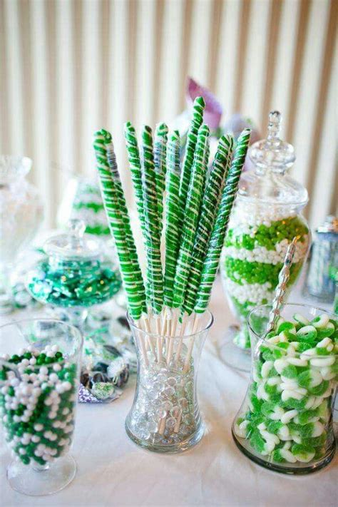 Pin by Laura Ross on I want CANDY | Green candy bars, Green candy ...