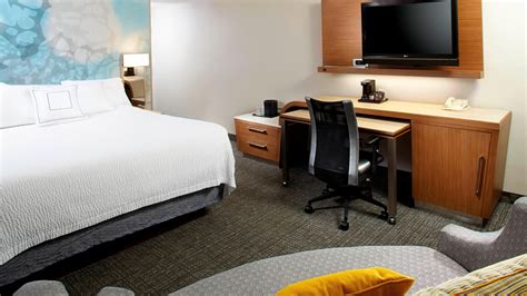 Lansing Hotel | Courtyard Marriott Lansing MI hotel | Hotel in Lansing, MI