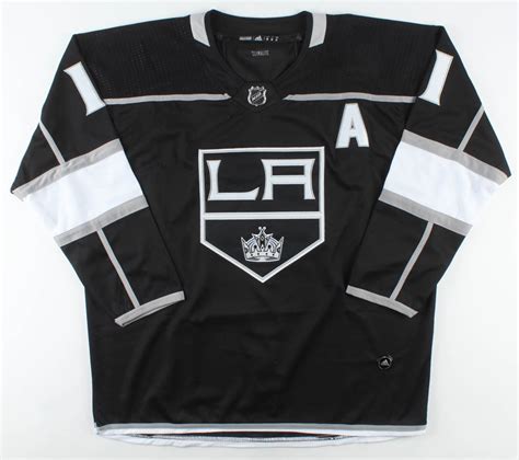 Anze Kopitar Signed Kings Jersey (JSA COA) | Pristine Auction