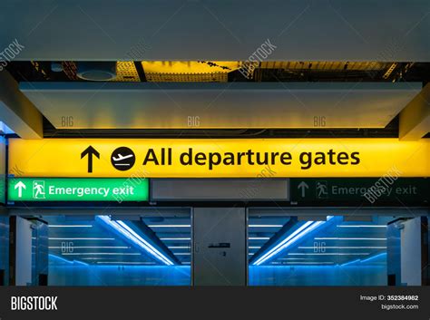 Departure Gate Sign Image & Photo (Free Trial) | Bigstock