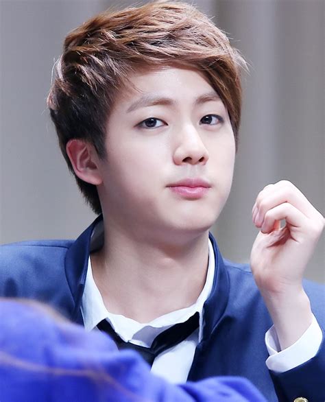 File:Kim Seok-jin at a fanmeet in Yongsan, in February 2014 02.jpg ...