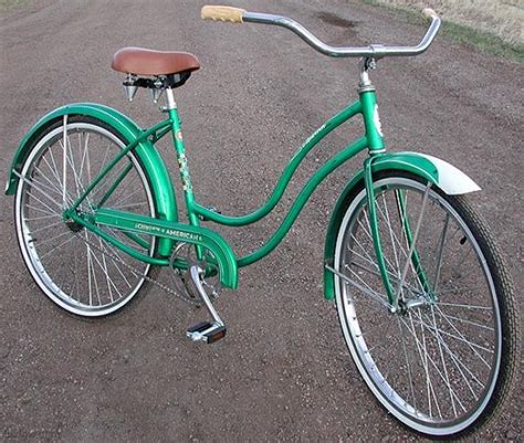 1959 Vintage Schwinn American Classic Ladies Cruiser Bike