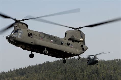 CH-47D Chinook | Military.com