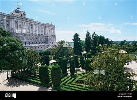 Spain - Madrid - "Palacio Real" - Sabatini Gardens - Jardines de Sabatini Stock Photo - Alamy