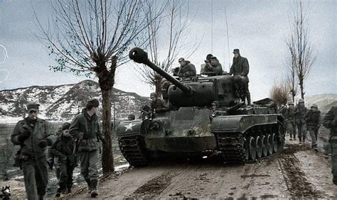 M26 Pershing in Korea, 1950/51. : r/TankPorn