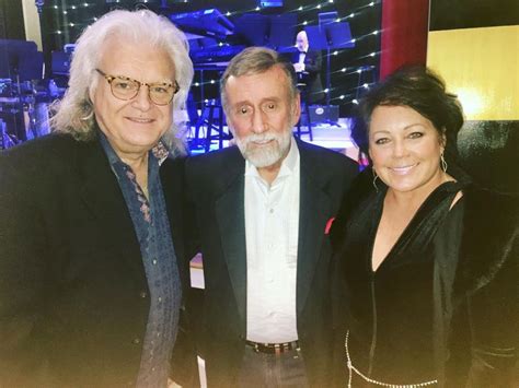 Ray Stevens Opens 750-Seat Dinner Theater CabaRay In Nashville West | MusicRow Magazine | Ray ...