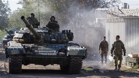 Russian tanks massing on Ukraine's border, president tells Sky News | World News | Sky News