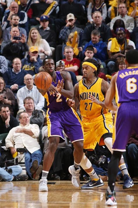 Photos: Lakers vs. Pacers (02/08/16) Photo Gallery | NBA.com