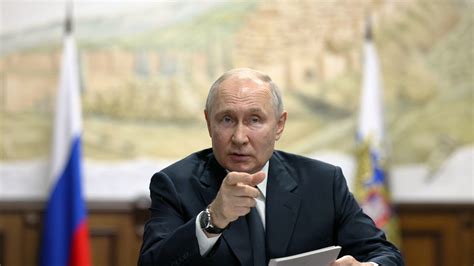 Putin Moves to Punish Prigozhin Allies - The New York Times