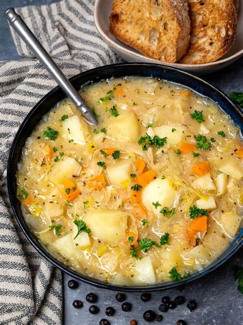 Polish Sauerkraut Soup (Kapusniak) – Skinny Spatula