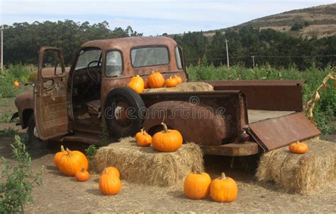 Pumpkin Truck Royalty Free Stock Image - Image: 18588696