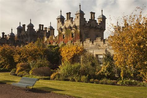 Top 10 Castles to Visit in Scotland