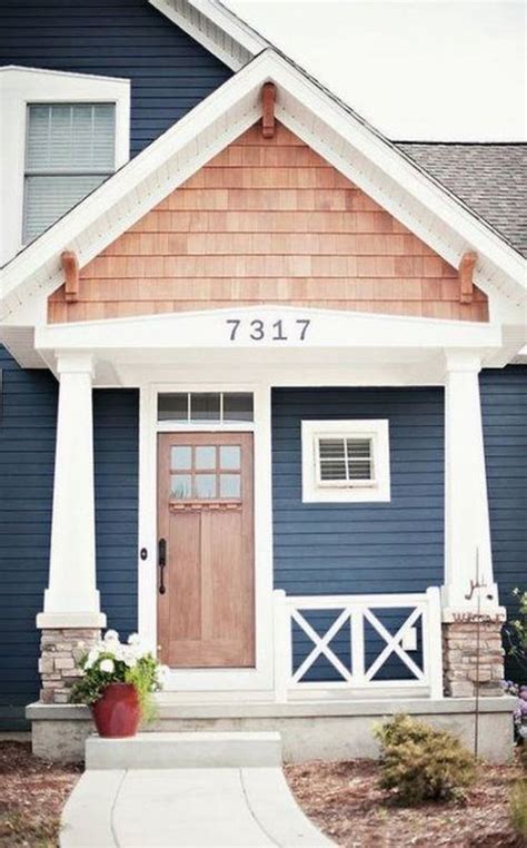 Beautiful Farmhouse Exterior Paint Colors Ideas 04 - HOMYHOMEE