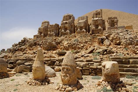 Mount Nemrut: A Megalithic Monument - The Ancient Connection