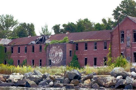 Hart Island: The Tragic Story of New York City's Forgotten 'Potter's Field' - Urban Ghosts Media