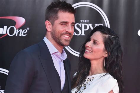 Olivia Munn + Aaron Rodgers Break Up After Three Years