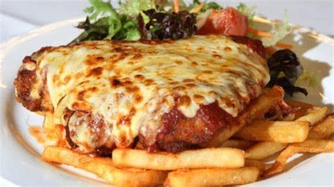 Parmi or parma? How Aussies name their chicken parmigiana meals | The ...