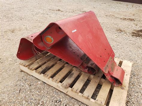 Rear Fenders For International 66 Series Tractor BigIron Auctions