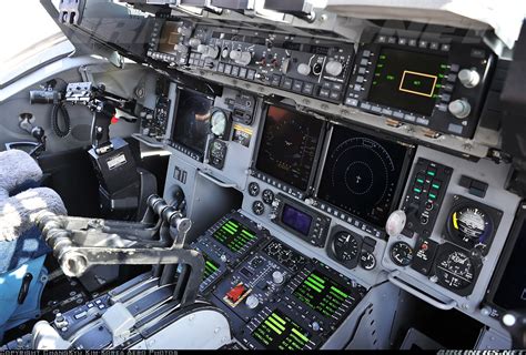 KC-135 cockpit | Aviones, Cabinas