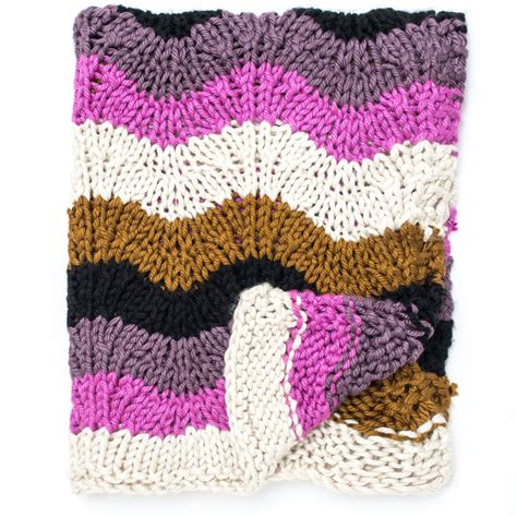 Bernat Big Waves Throw | Knitting patterns free, Knit patterns, Free ...