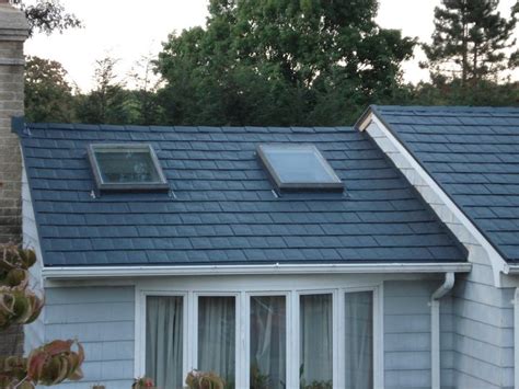 Metal Roof vs. Asphalt Shingles - We Bet You Had No Idea ...