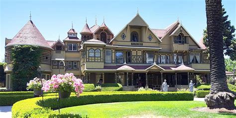 Winchester Mystery House history and ghost tour review