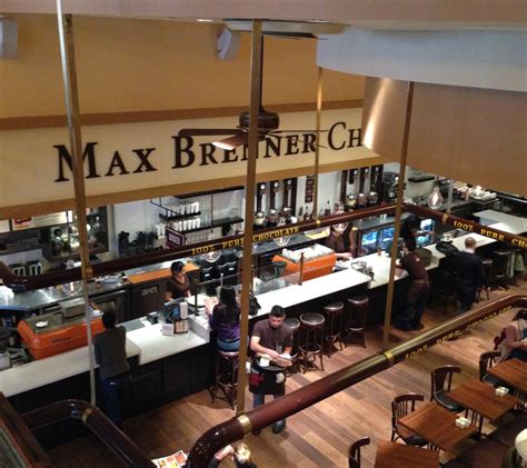 Max Brenner restaurant custom seating done by SCI Custom Millwork | Suarez Contracting Inc.