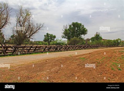 Border fence mexico hi-res stock photography and images - Alamy