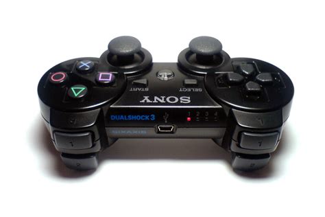 File:DualShock 3 Lights and Text.jpg - Wikimedia Commons