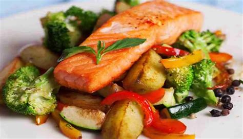 Salmon & Roasted Vegetables – Alex Fisher Health