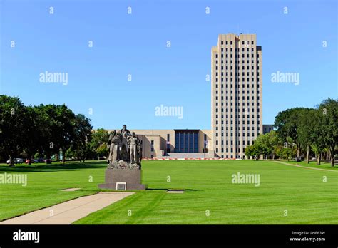 North Dakota State Capitol Bismarck ND Stock Photo - Alamy