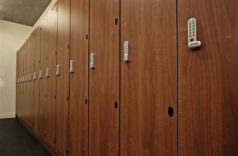 Wooden Lockers | Changing Room Lockers | Hotels & Spas - Furnotel