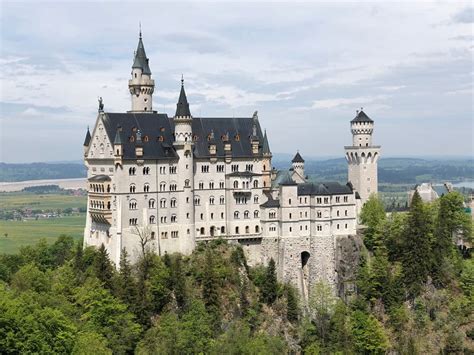 Top 3 Most Unique Castles That You’ll Have Your Eyes Glued to | iCreatived