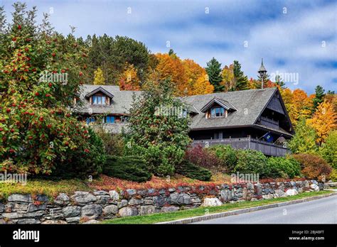 Von Trapp Family Lodge at Stowe in Vermont Stock Photo - Alamy