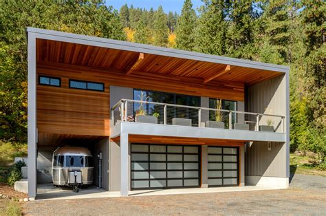 Mountain Modern | Carriage house plans, Garage guest house, House ...